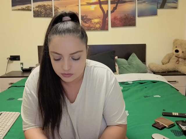 adellineee's BongaCams show and profile