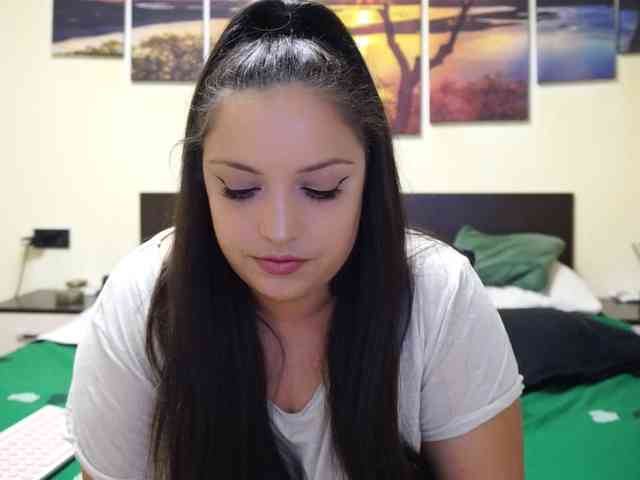 adellineee webcam