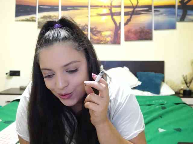 adellineee webcam