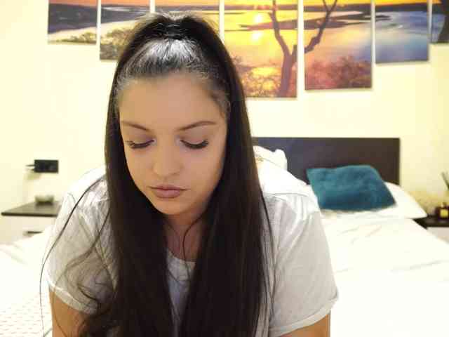 adellineee webcam
