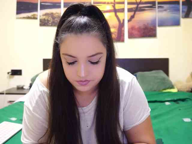 adellineee adellineee