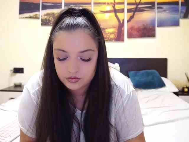 adellineee webcam