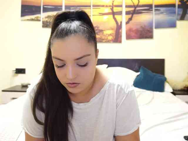 adellineee webcam