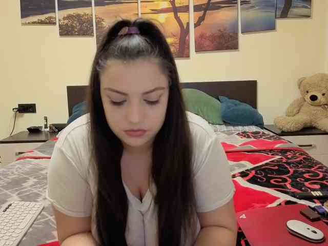 adellineee adellineee