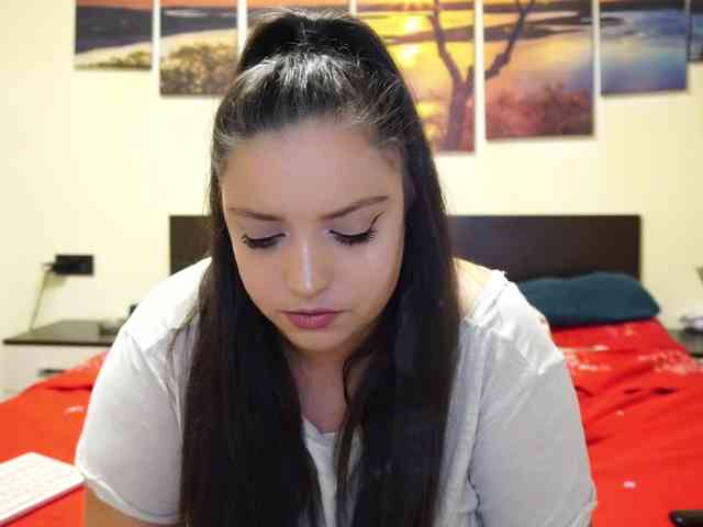 adellineee webcam