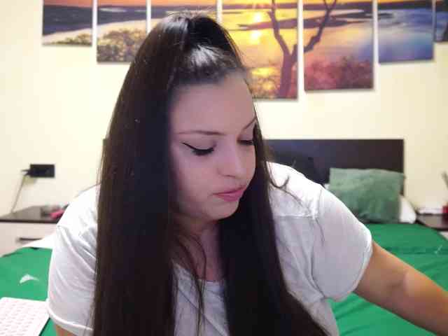 adellineee webcam