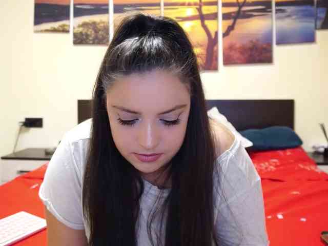adellineee webcam