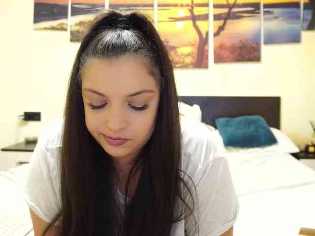 adellineee webcam
