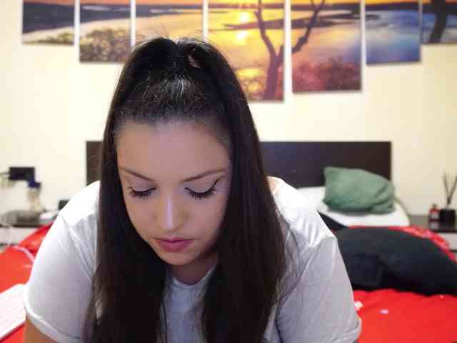 adellineee webcam