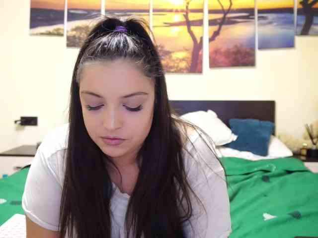 adellineee webcam