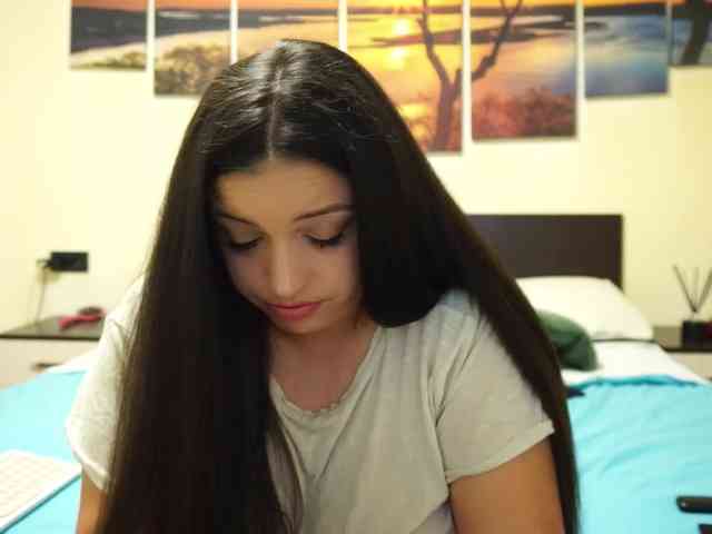 adellineee webcam