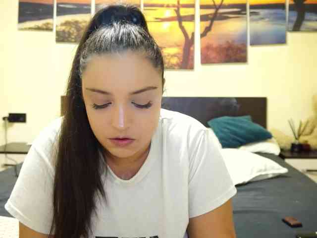 adellineee webcam