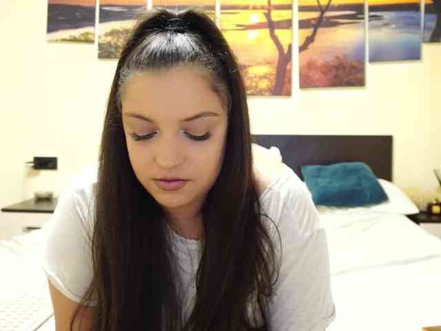 adellineee webcam