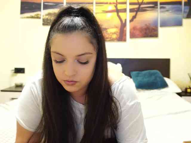 adellineee webcam
