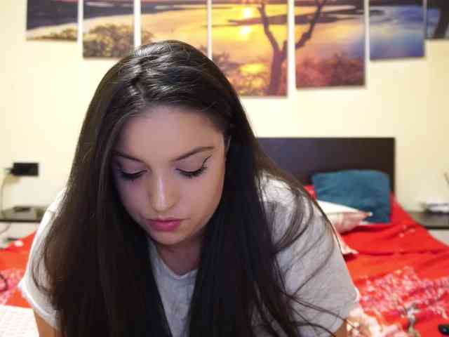 adellineee webcam
