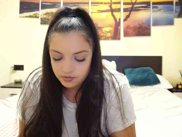 adellineee webcam