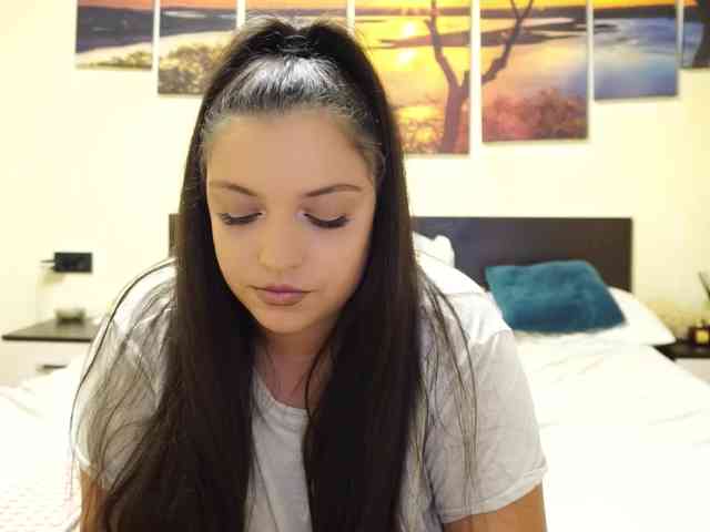 adellineee webcam