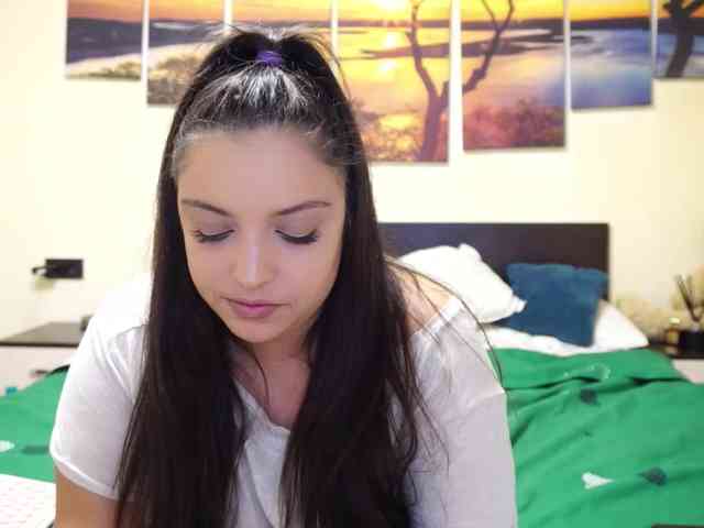adellineee webcam