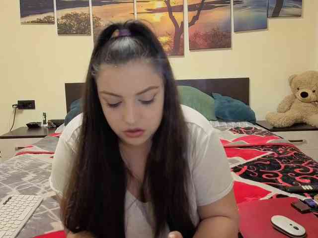 adellineee adellineee