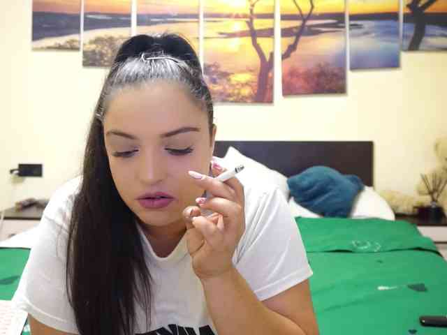 adellineee webcam