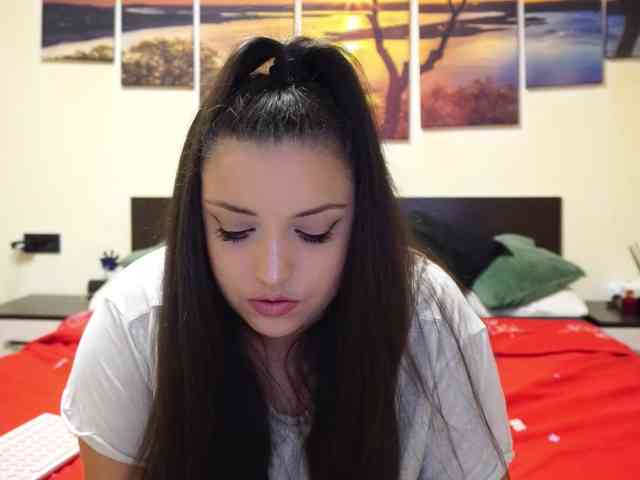 adellineee webcam