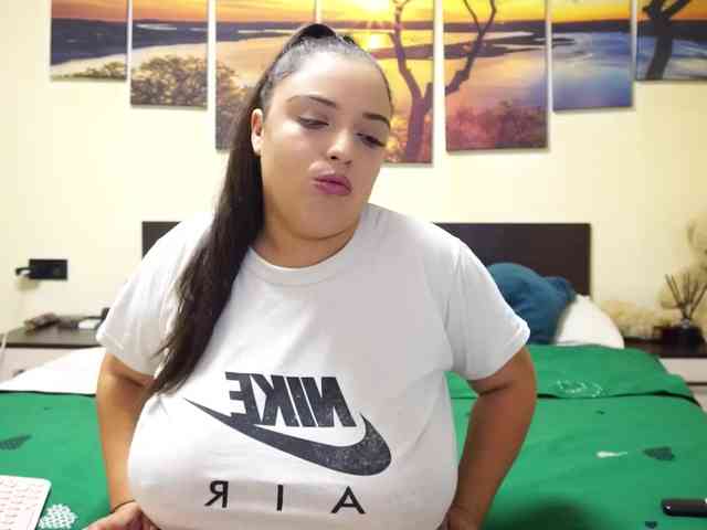 adellineee webcam
