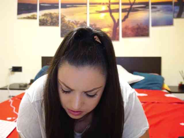 adellineee webcam