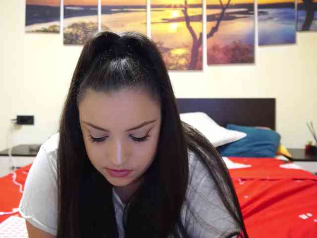 adellineee webcam
