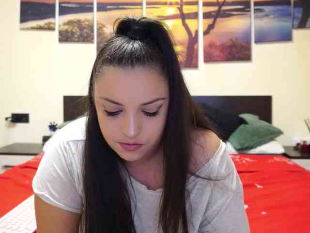 adellineee webcam