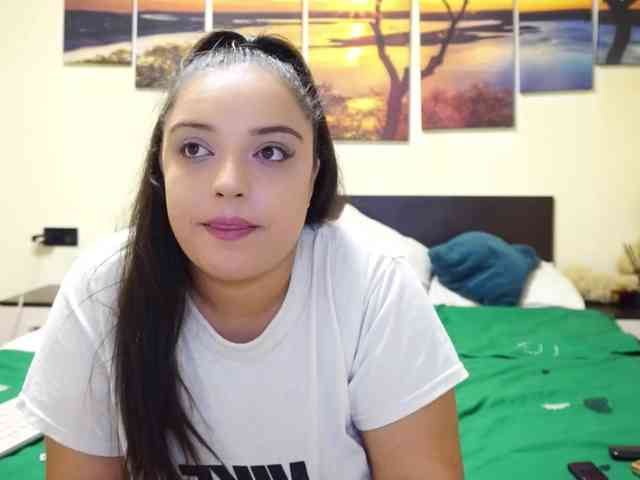 adellineee webcam