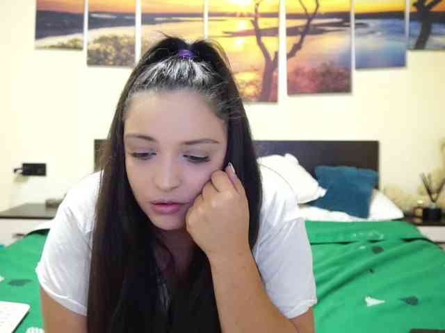adellineee webcam