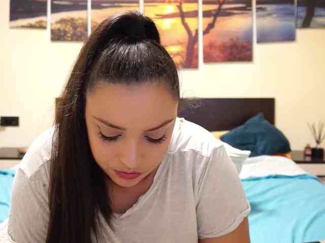 adellineee webcam