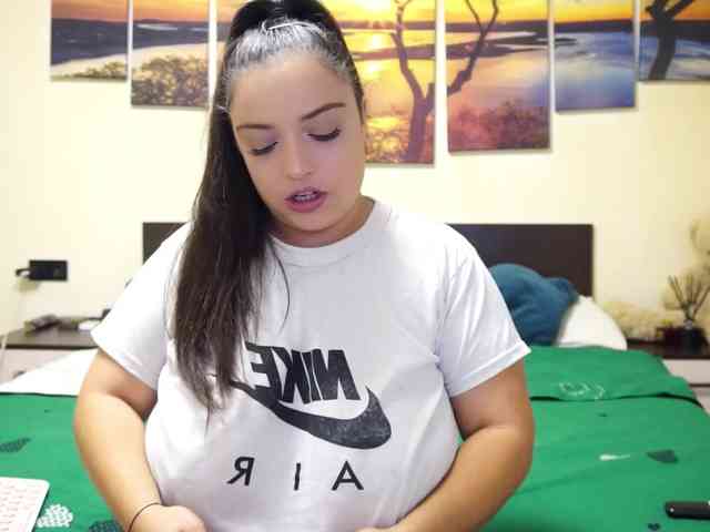 adellineee webcam