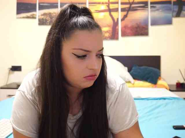 adellineee webcam