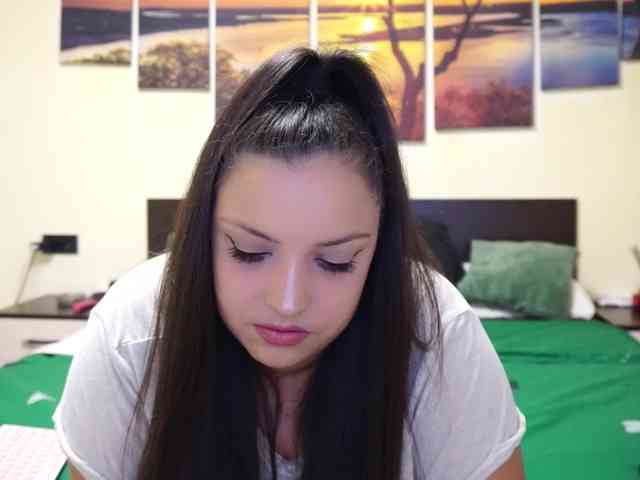 adellineee webcam