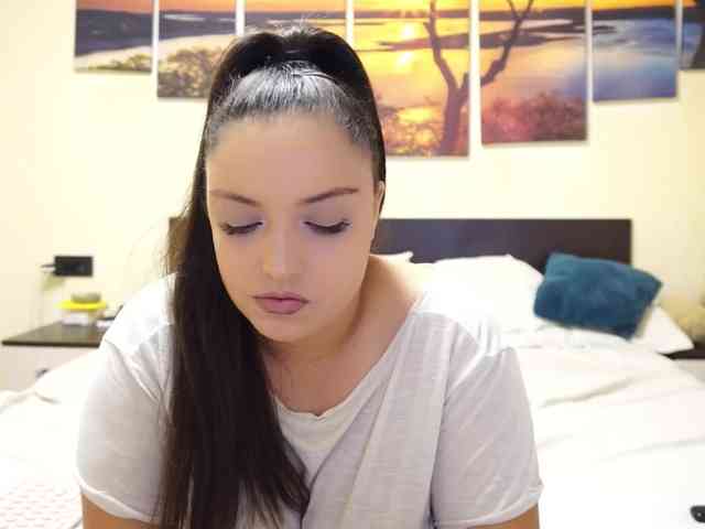 adellineee webcam
