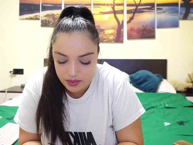 adellineee webcam