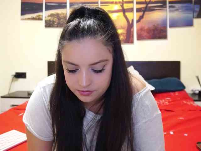 adellineee webcam
