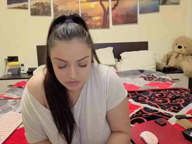 adellineee adellineee