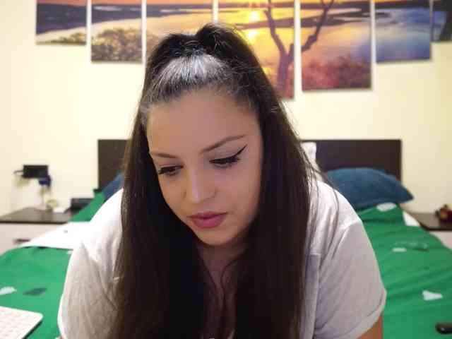 adellineee webcam