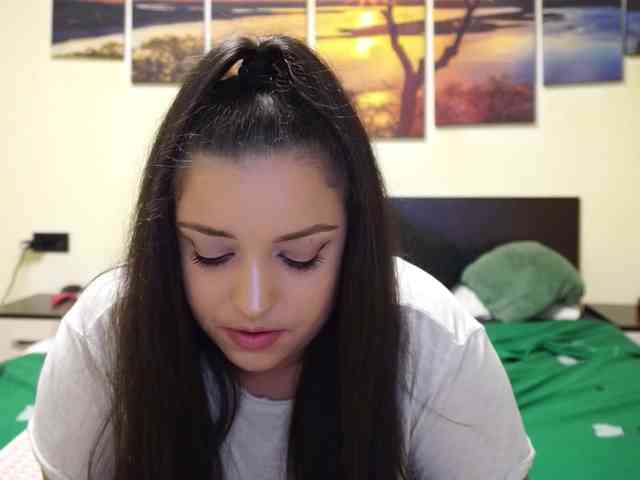 adellineee webcam