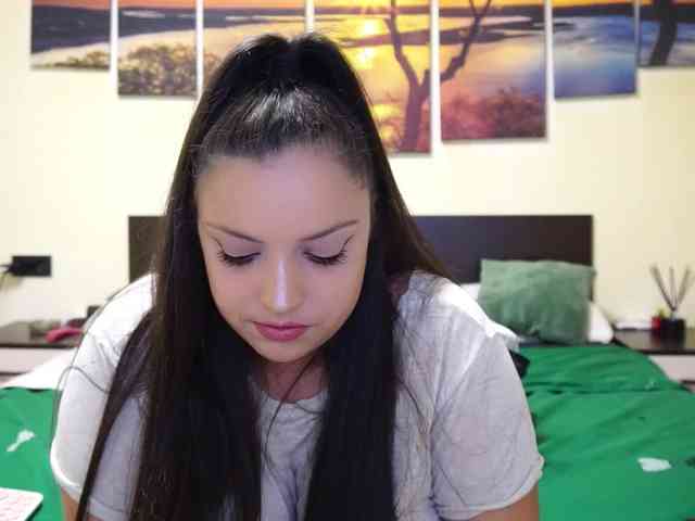 adellineee webcam