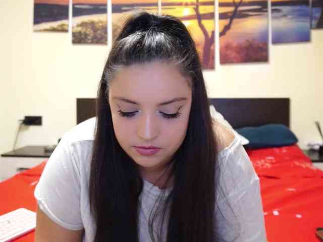 adellineee webcam