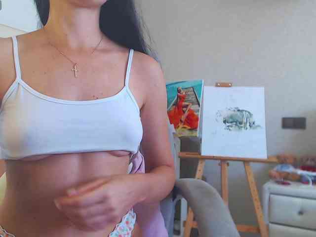 FlirtyMarin1 Live Webcam on BongaCams