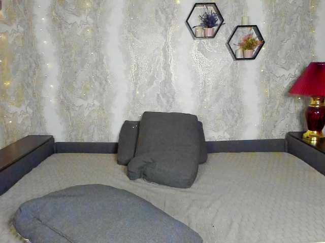 xoralamoralx's BongaCams show and profile