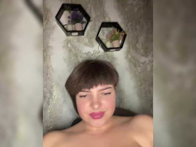 xoralamoralx preview