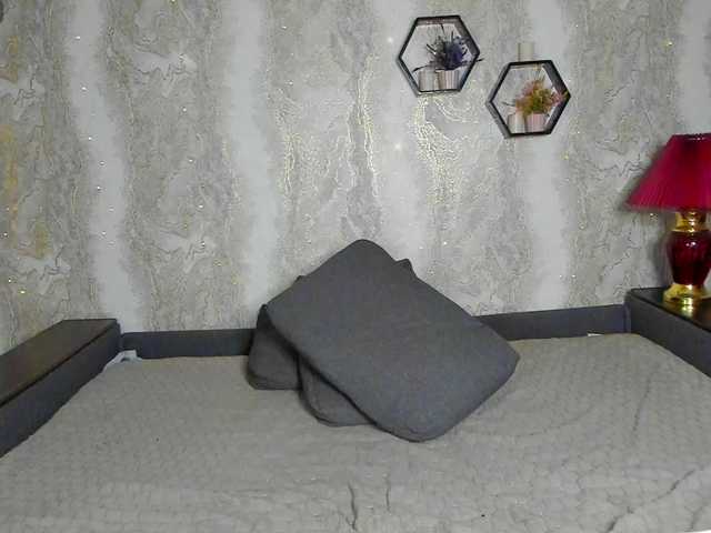 xoralamoralx's BongaCams show and profile