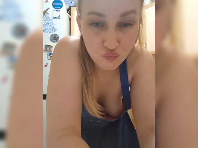 Sladkie002's BongaCams show and profile