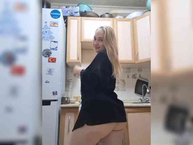 Sladkie002 Live Webcam on BongaCams