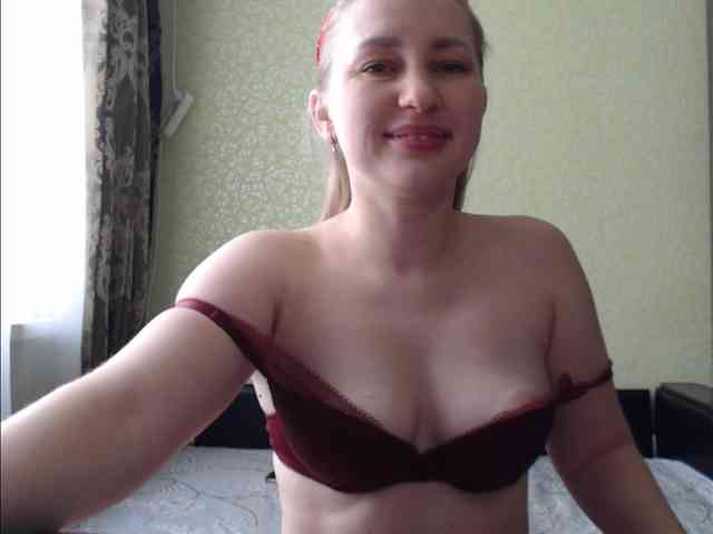 Sladkie002 webcam